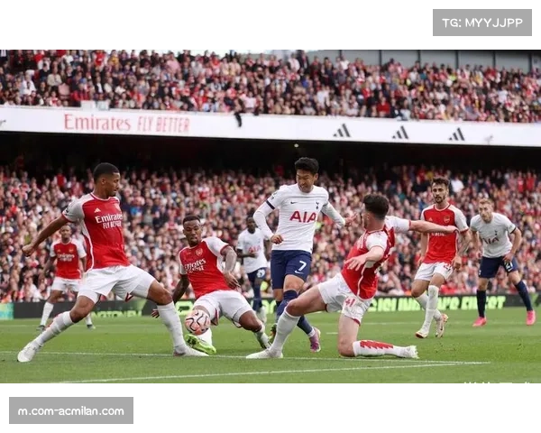 索兰克热刺梅开二度救主 英超本土前锋关键时刻显价值